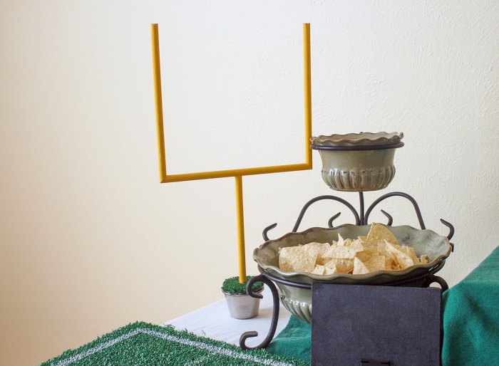 How to make football goal post decoration