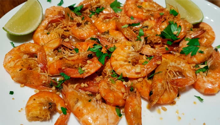 How to cook garlic prawns portuguese style