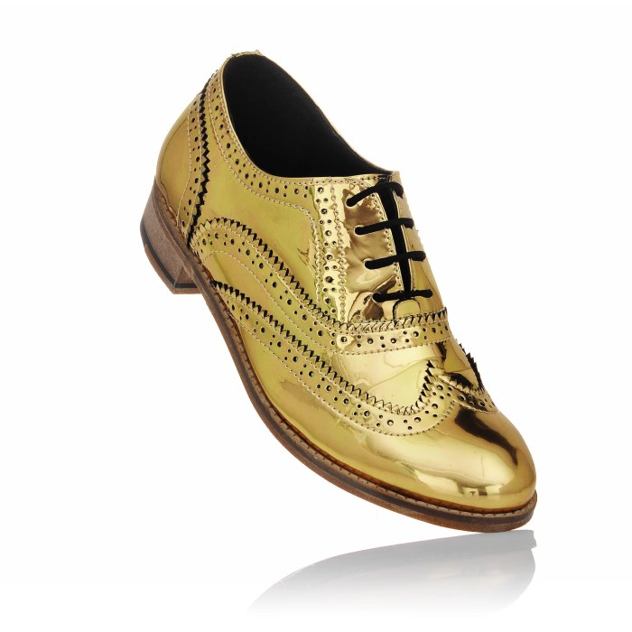 Mens chrome dress shoes